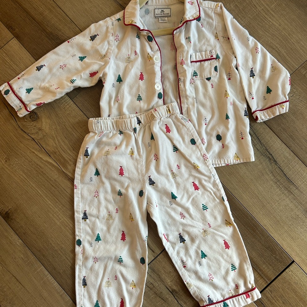 Petite Plume 3T Christmas pajamas